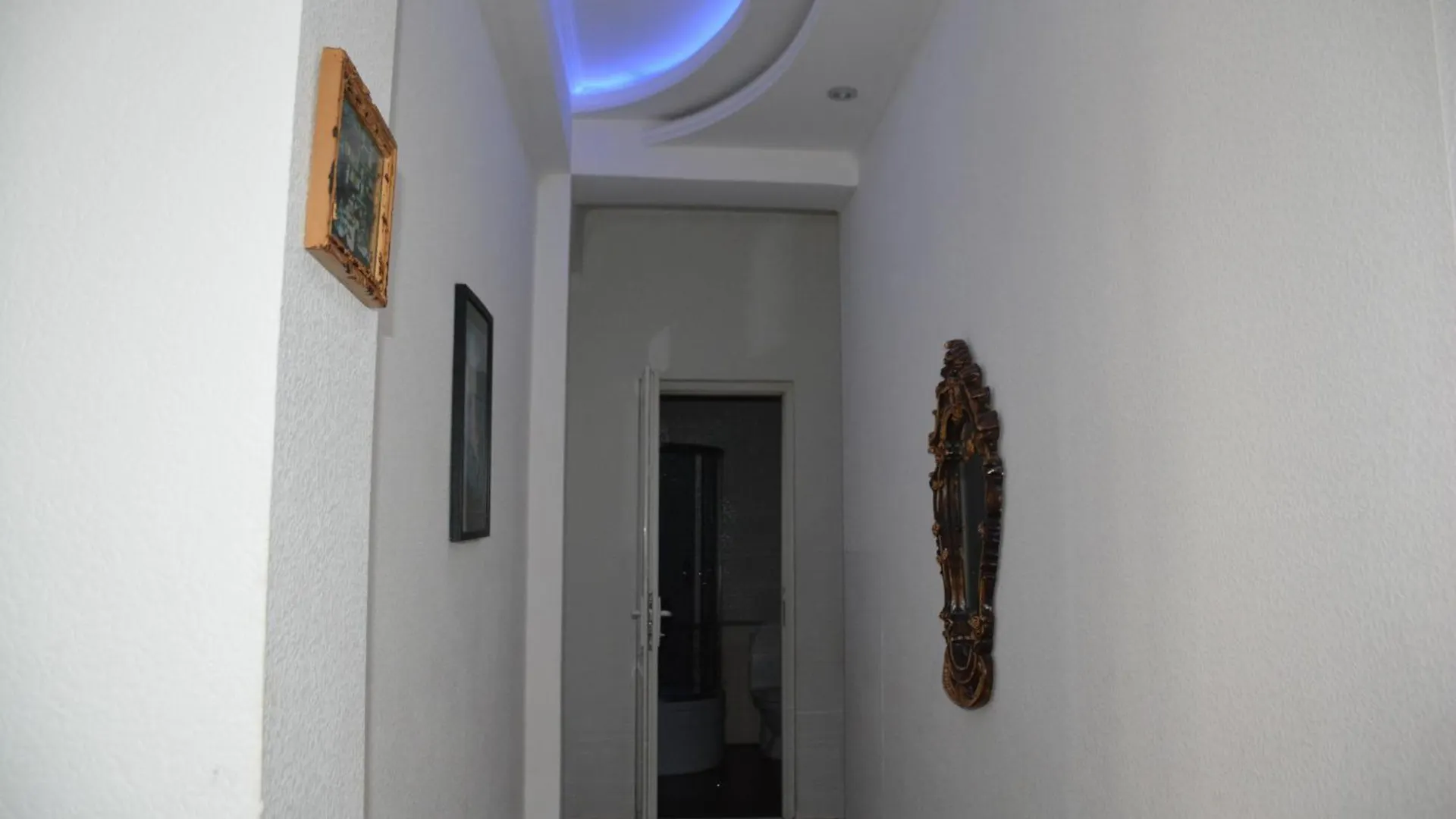 Отель Old House Luca Тбилиси