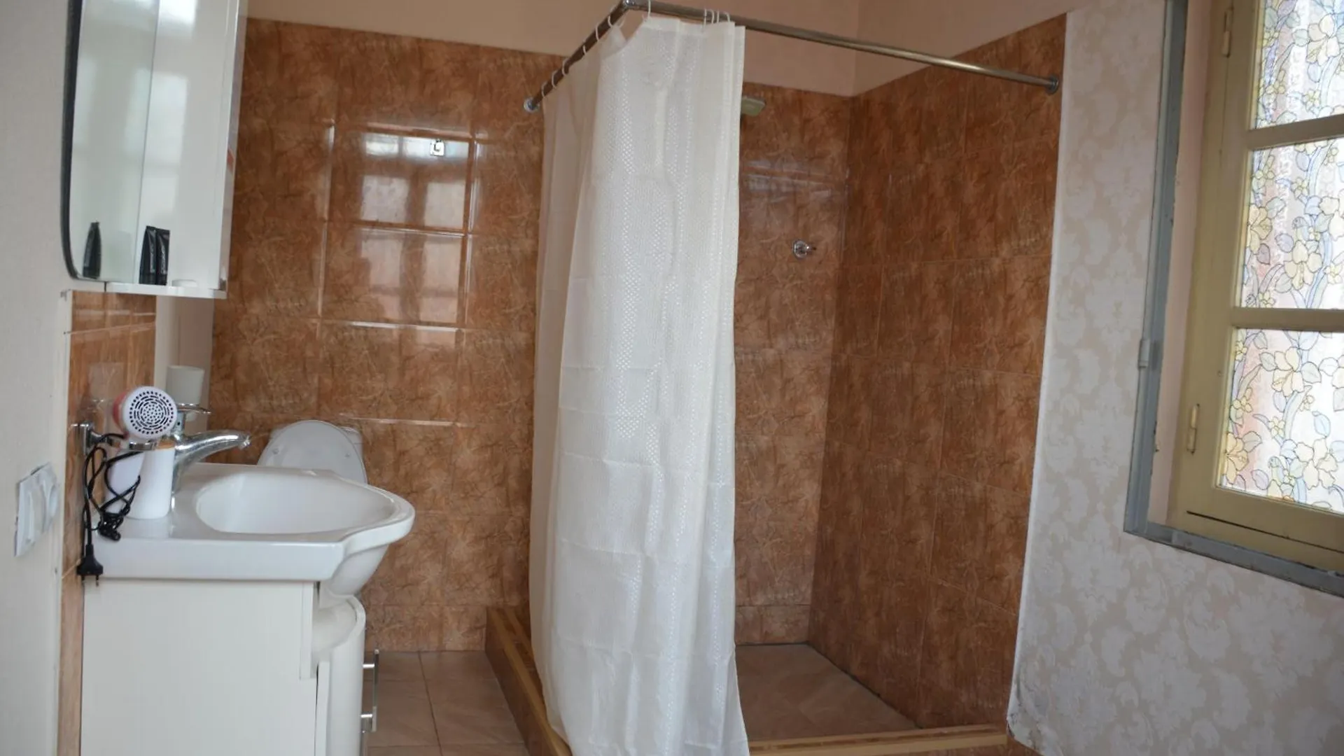 Отель Old House Luca Тбилиси